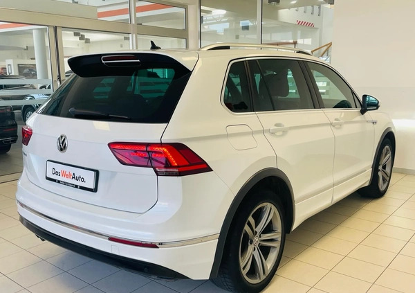 Volkswagen Tiguan cena 114900 przebieg: 84525, rok produkcji 2018 z Człopa małe 781